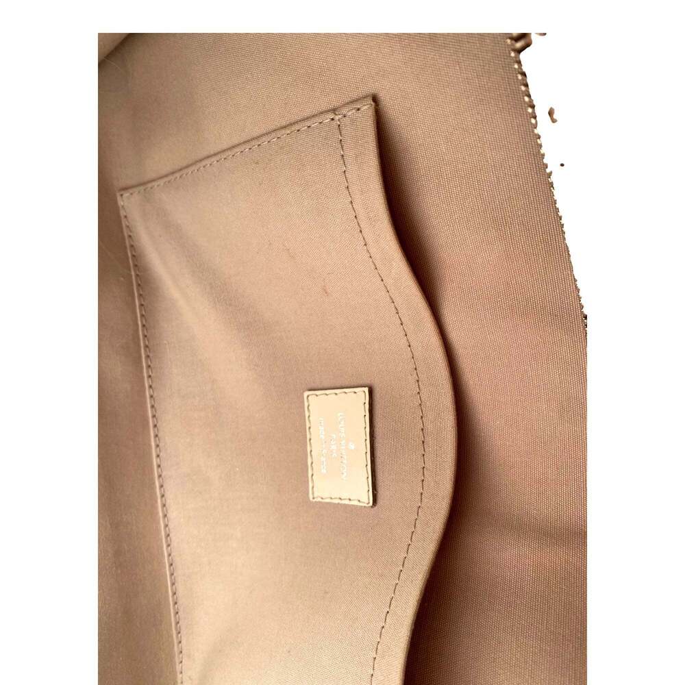 Louis Vuitton Madeleine PM Epi Shoulder Bag - Picture 8 of 10